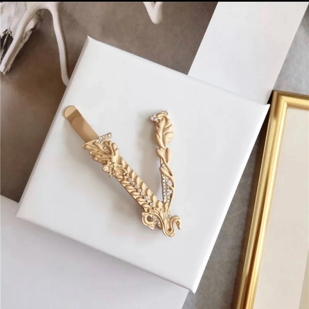 New Oversized Fashion Hair Clip/Barrett - Picture 1 of 4